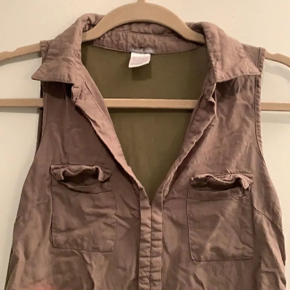 Army Green Collared Shirt - Picture 3 of 4
